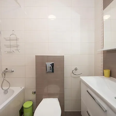 In Kastel Luksic With Balcony, Air Conditioning, W-lan, Washing Machine 5107-1 Апартаменты