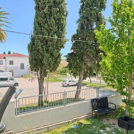 Апартаменты In Kastel Luksic With Balcony, Air Conditioning, W-lan, Washing Machine 5107-1 Каштела